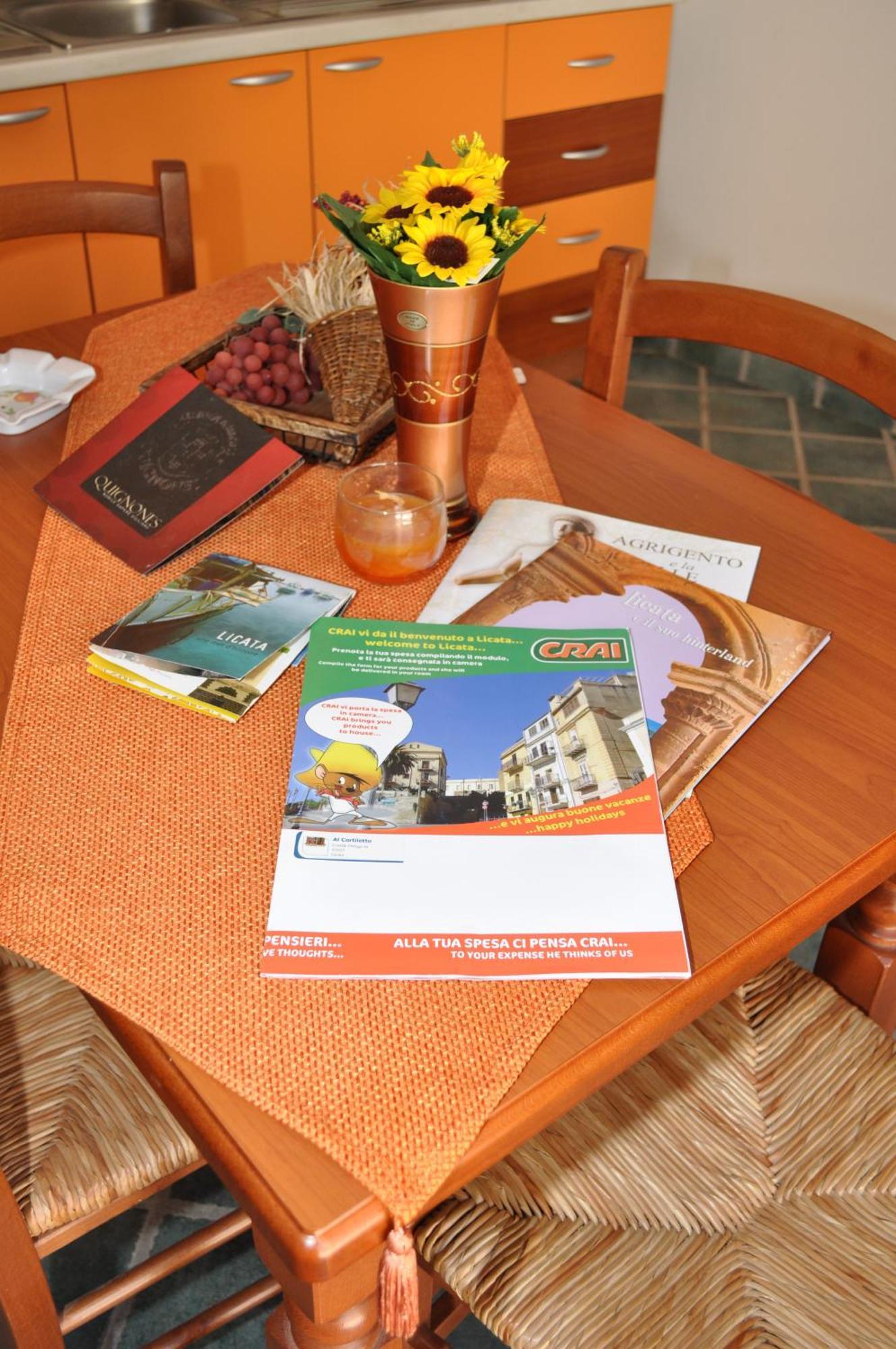 Case Albergo Al Cortiletto Ліката Екстер'єр фото