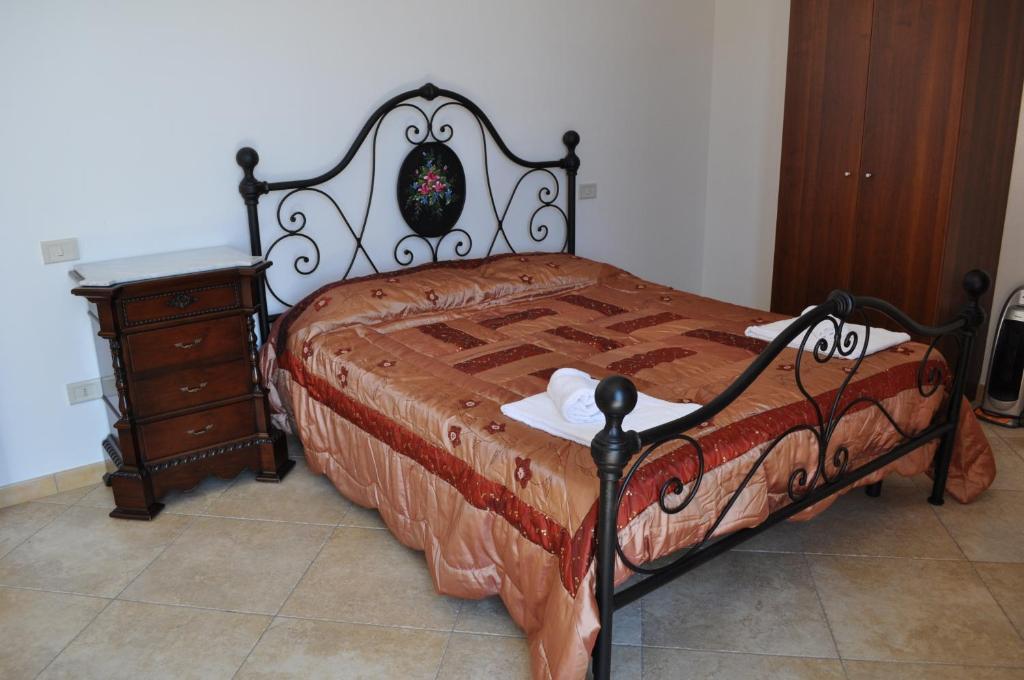 Case Albergo Al Cortiletto Ліката Екстер'єр фото